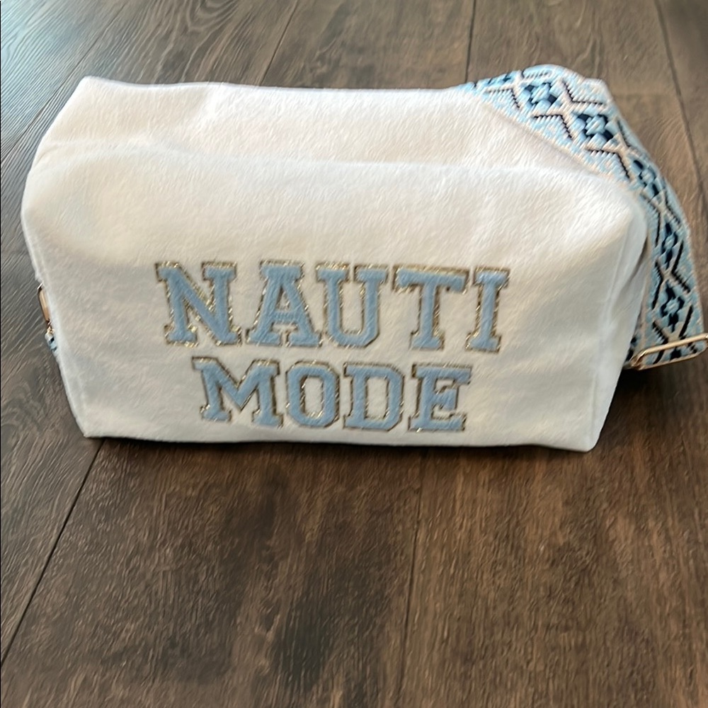 Nauti Mode Boat bag White and Blue Bag